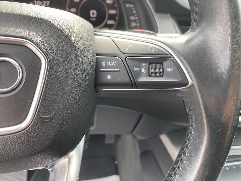 Audi Q7 3.0TDi 4x4 270PS S-LINE 7MÍST! - fotka 162 z 173