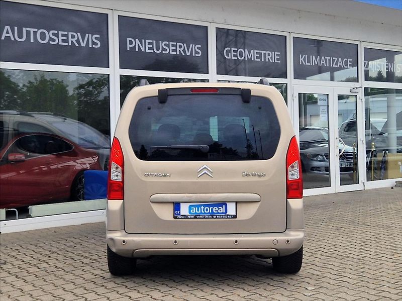 Citroën Berlingo 1,6 HDi 88kW MULTISPACE AUTOAC - fotka 4 z 30