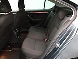 Škoda Octavia 1,8 TSI 132kW Style CZ - náhled 13
