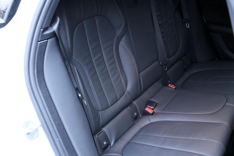 BMW X6 40d, Vzduch, Ventilace, ČR - fotka 36 z 37