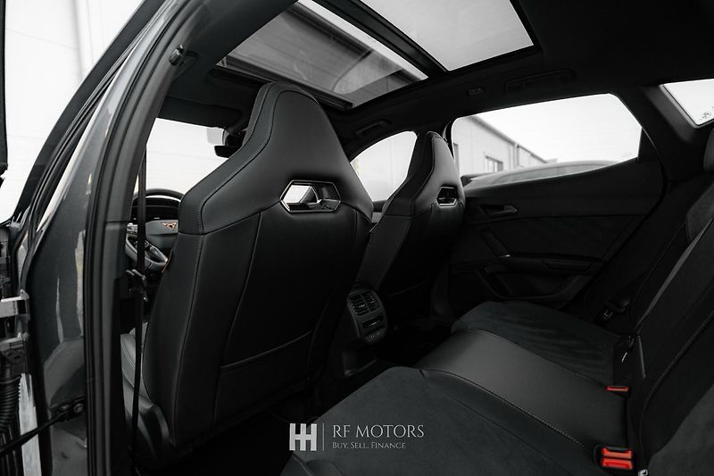 Cupra Formentor (2025) VZ 2,0 TSI 333 4Drive - fotka 27 z 53