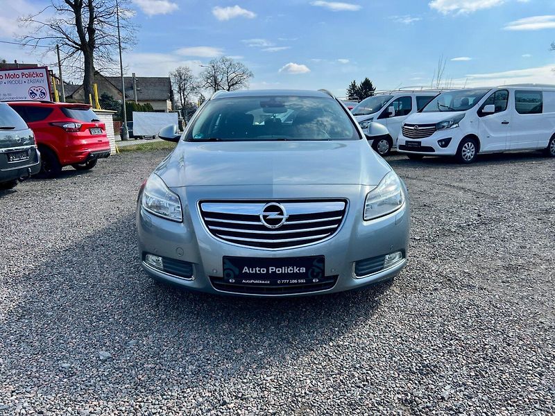 Opel Insignia (2010) 1.8i 103kW Výhřevy,Navi,Servis - fotka 3 z 18
