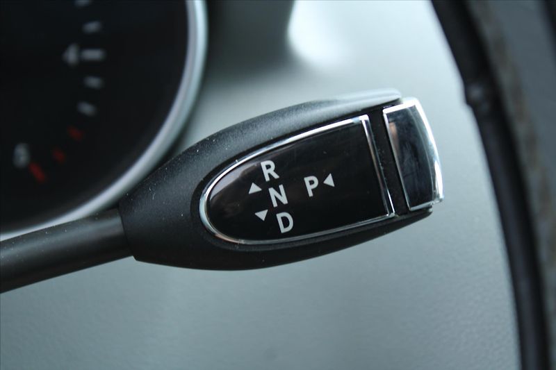 Mercedes-Benz Třídy M ML 350 CDI 170kW 4MATIC ČR - fotka 16 z 22