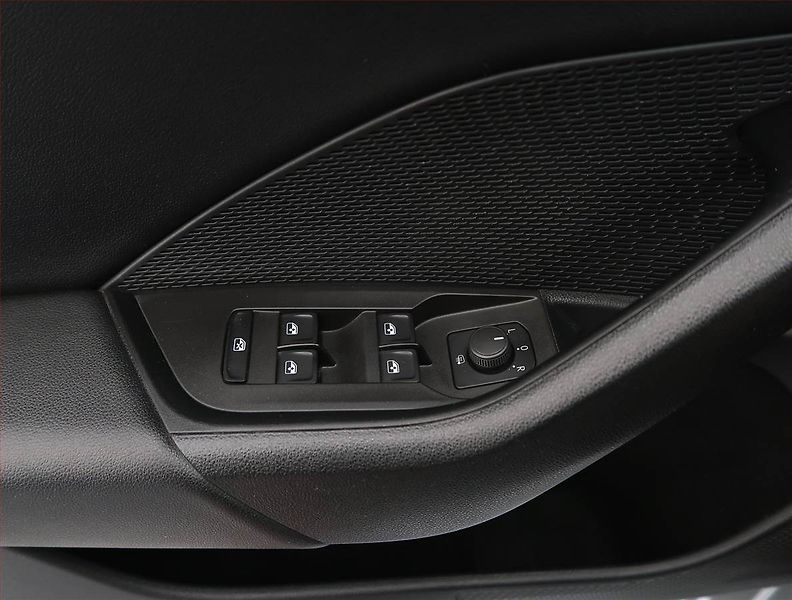 Škoda Octavia (2022) Ambition 2.0 TDI, ČR,1.maj - fotka 24 z 24