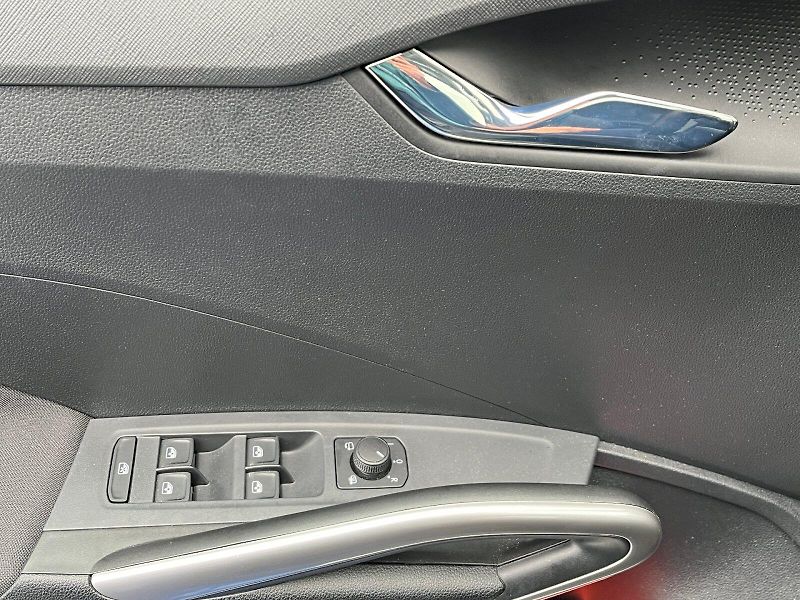 Škoda Fabia (2025) 1.0 TSI 85kW Top Selection - fotka 14 z 24