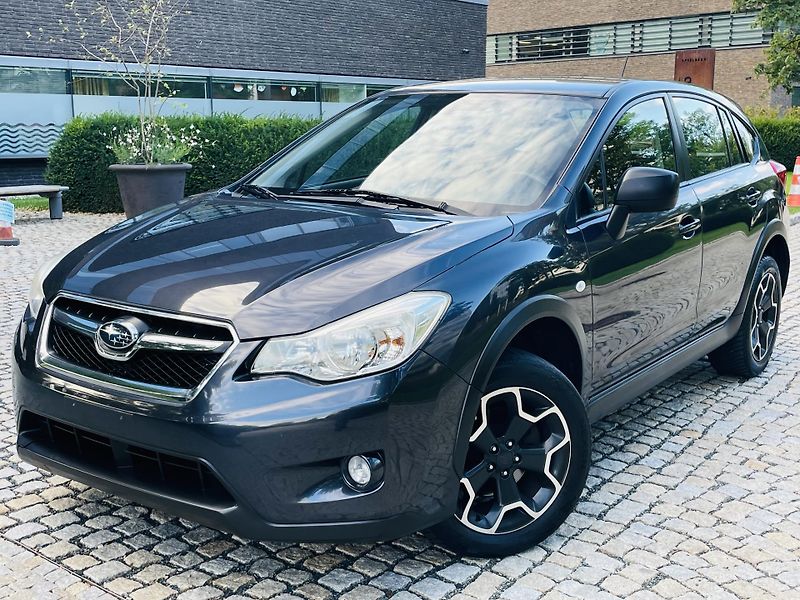 Subaru XV 2.0i 4x4 MANUÁL SERVISKA - fotka 2 z 38