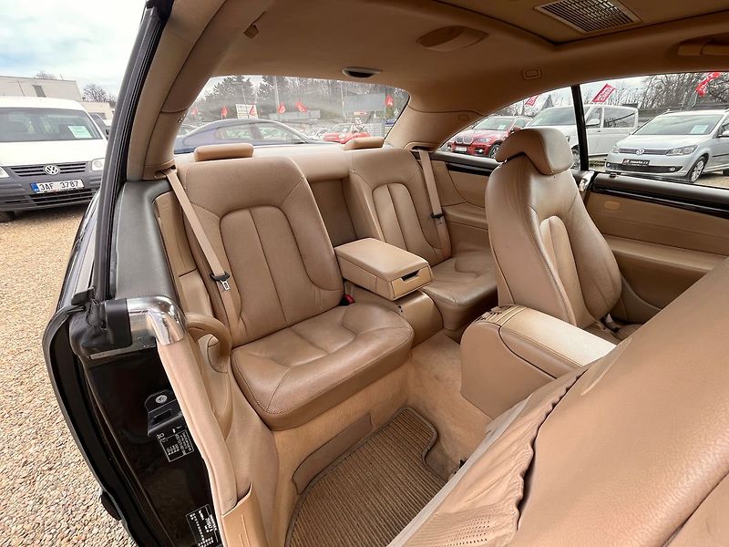 Mercedes-Benz CL 225kw - fotka 16 z 32