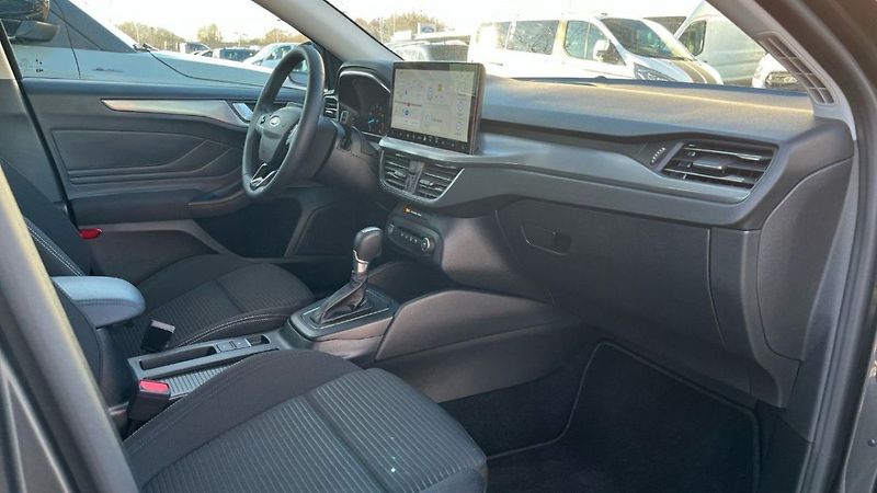 Ford Focus 1.0i,92KW,TITANIUM,AUTOMAT - fotka 13 z 14