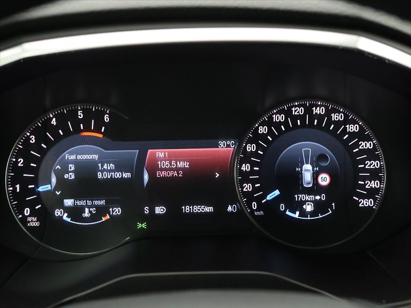 Ford S-MAX 2,0 TDCI 132kW Titanium - fotka 18 z 34