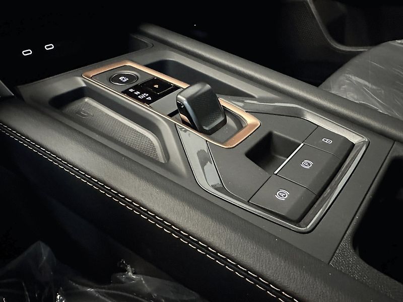 Cupra Leon (2026) SP 2.0 TSI 204k DSG 4WD - fotka 18 z 18