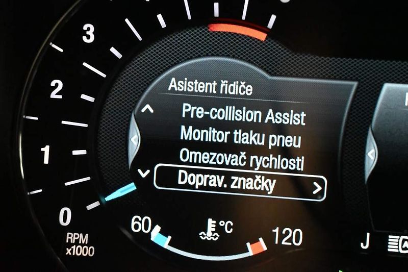 Ford Mondeo (2022) 2.0 VIGNALE 140 KW LED Tažné 8 - fotka 33 z 43