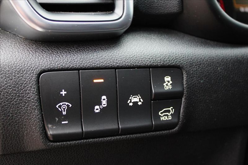 Kia Sportage 1,6 T-GDi 130kW 4x4 GT-line - fotka 21 z 45