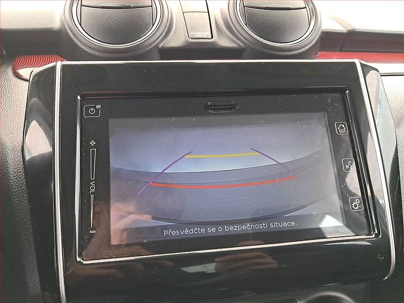 Suzuki Swift (2022) 1.4 BoosterJet Sport - fotka 18 z 19