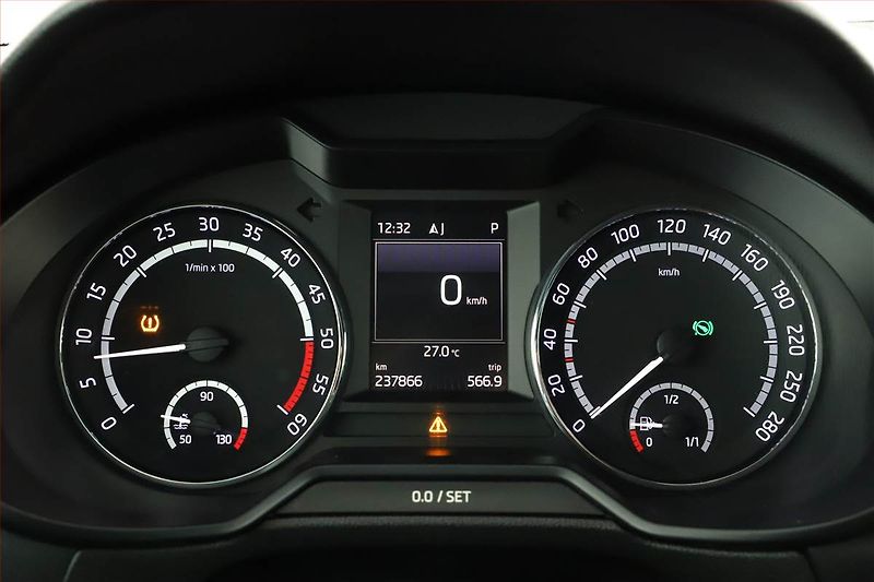 Škoda Octavia (2016) RS 2.0 TDI, Automat, Kůže - fotka 12 z 18