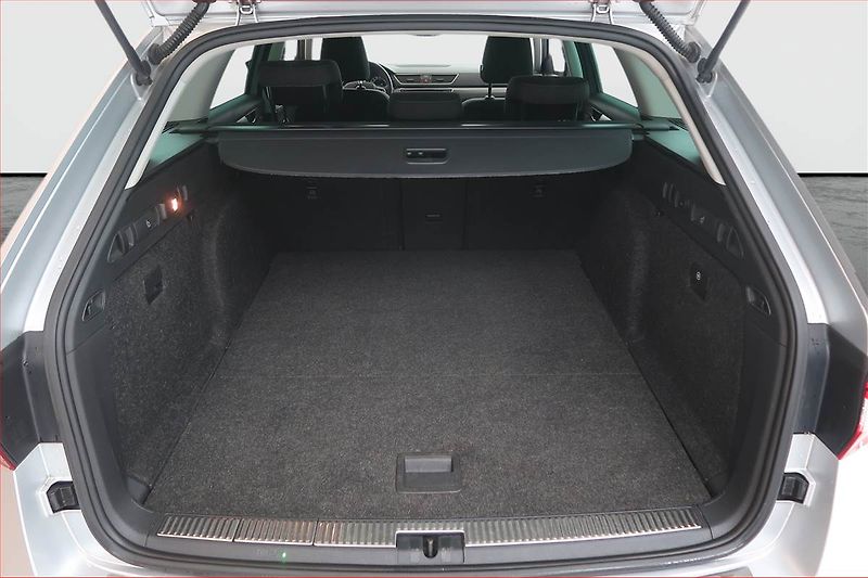 Škoda Superb (2016) Style 2.0 TDI, Automat - fotka 14 z 19