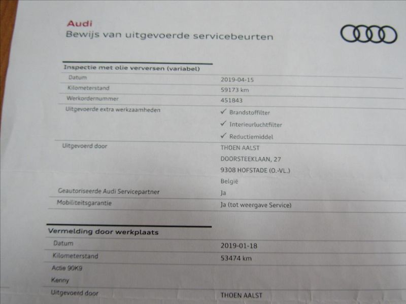 Audi A4 2,0 TDI 110kW Sedan - fotka 32 z 34