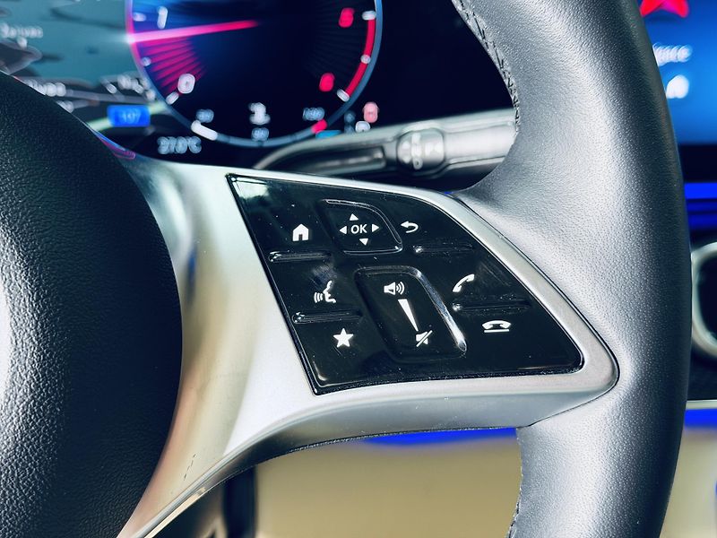 Mercedes-Benz Třídy V (2025) 300d*MAYBACH* - fotka 22 z 50