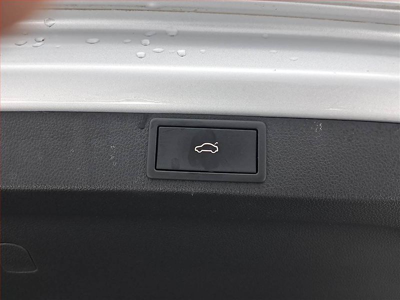 Škoda Octavia (2023) RS 2.0 TSI - fotka 25 z 25