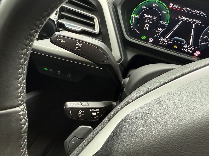 Audi Q4 e-tron 40 e-tron  REZERVACE - fotka 26 z 36