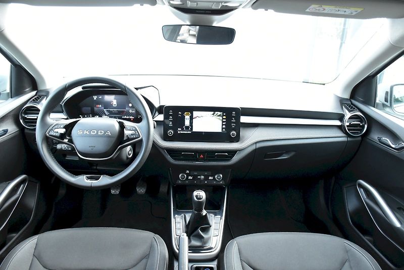 Škoda Fabia (2025) Top Selection 1.0 TSI 85kW - fotka 5 z 34