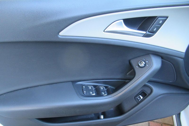 Audi A6 Allroad 3.0 TDI QUATTRO NAVI TAŽNÉ - fotka 24 z 29