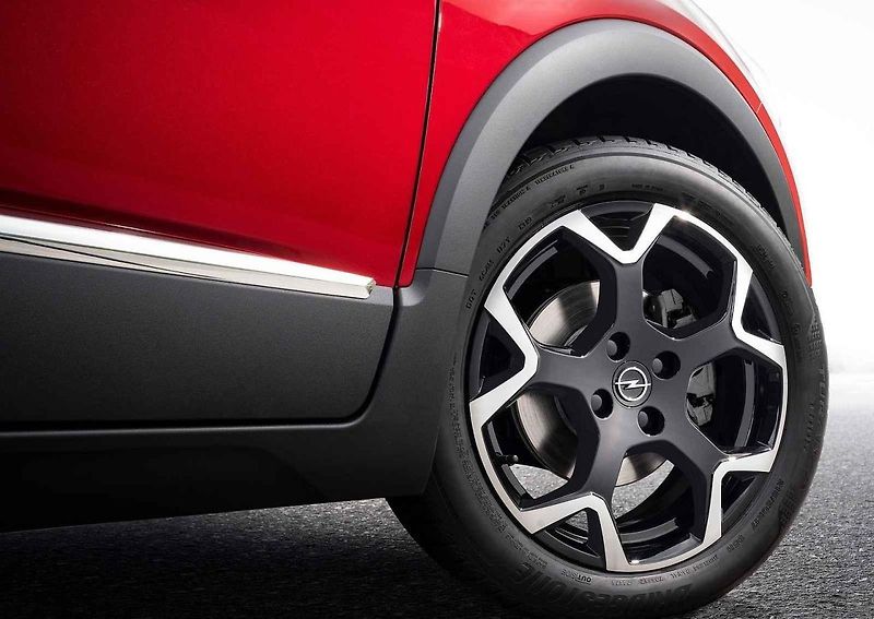 V rozmezí dvou měsíců Opel přiváží na trh dvě nová městská SUV