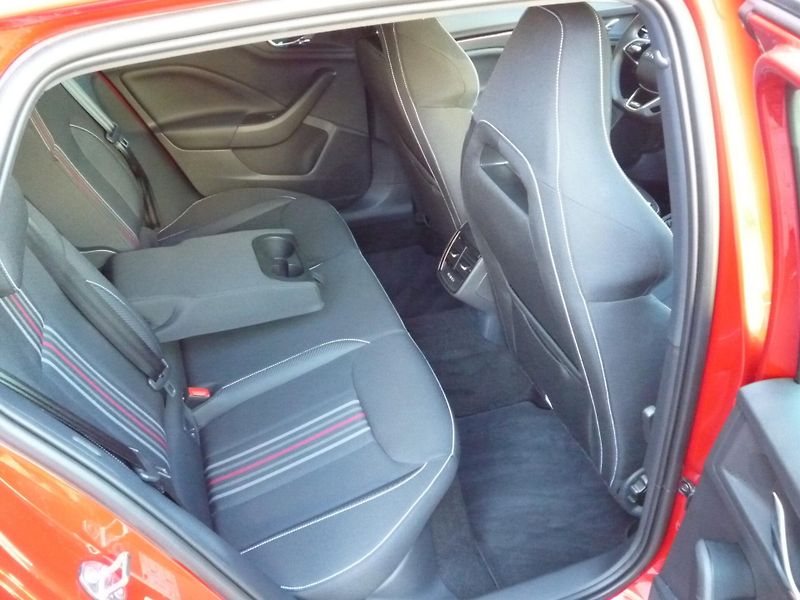 Škoda Scala (2025) 1,0TSi 85kW MONTE CARLO - fotka 22 z 26
