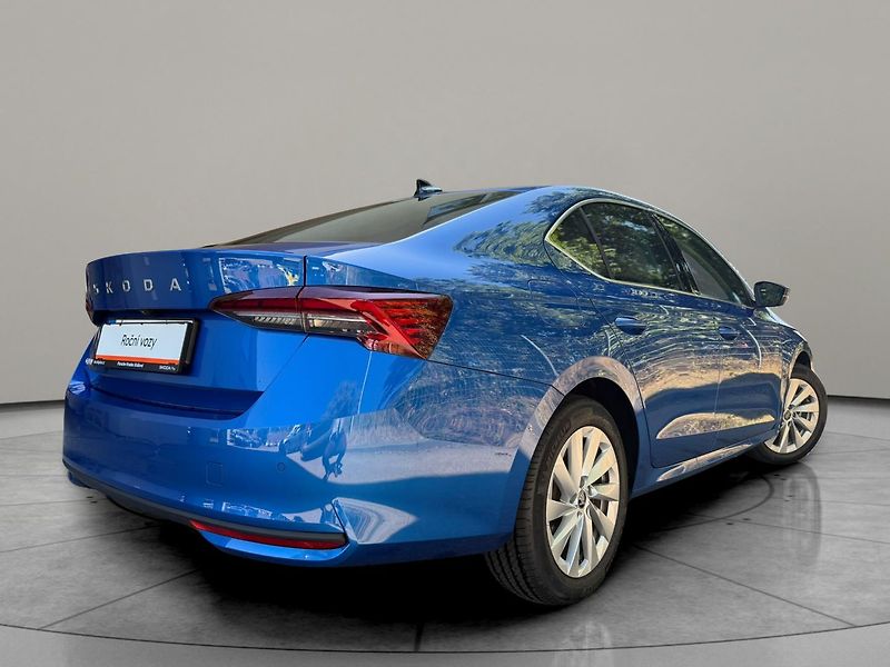 Škoda Octavia Top Selection 2.0 TDI 110kw DS - fotka 2 z 25