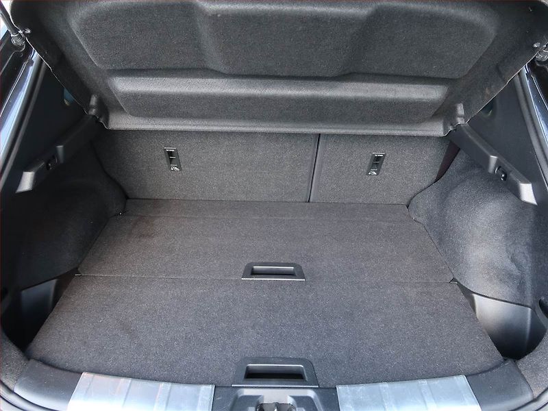 Nissan Qashqai (2014) 1.5 dCi, Serv.kniha, Navi - fotka 14 z 17