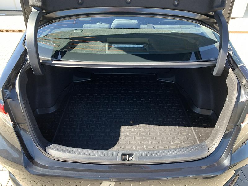 Toyota Corolla COMFORT TECH 1,8 HEV 103kW CVT - fotka 5 z 24