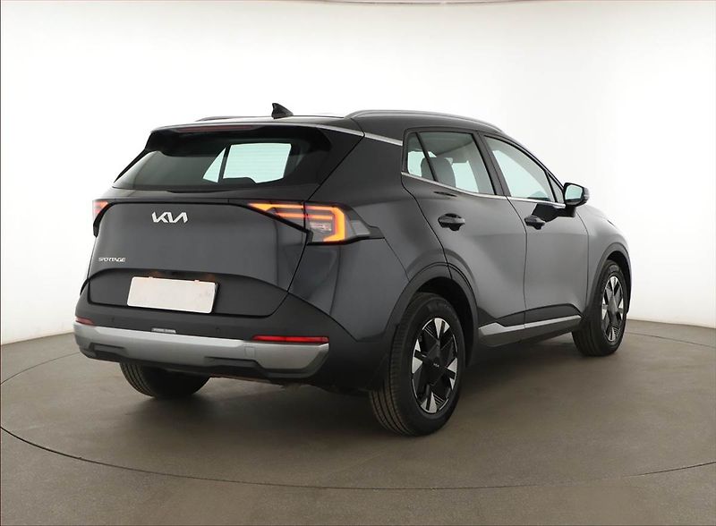 Kia Sportage (2025) 1.6 T-GDI, Exclusive, Navigace - fotka 5 z 21