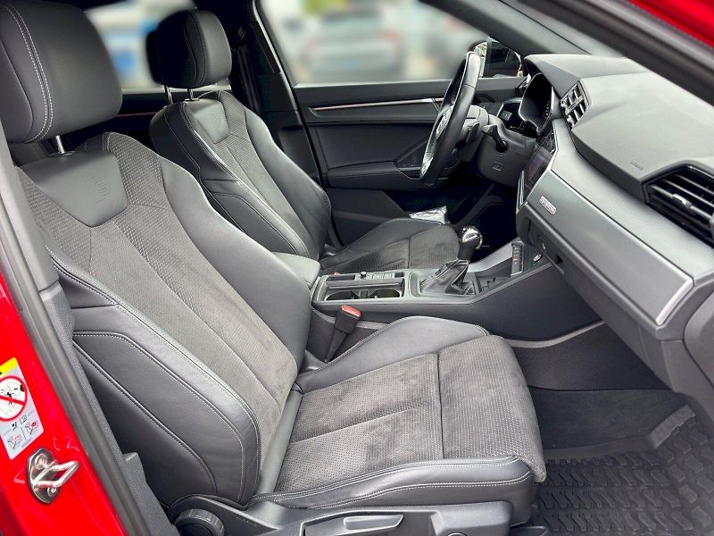 Audi Q3 (2021) Sportback S LINE 45 TFSI 180 K - fotka 6 z 28