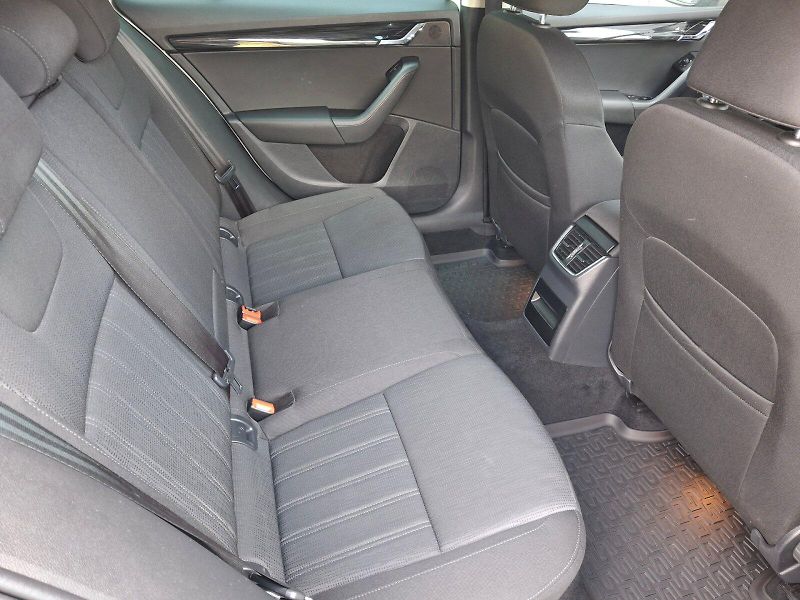 Škoda Octavia (2017) Combi Style Plus 1,4TSi 110kW - fotka 15 z 35