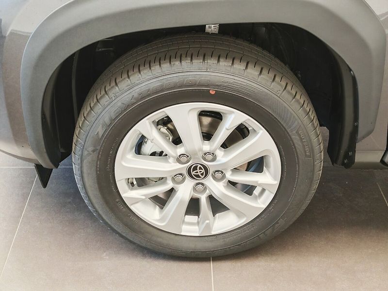 Toyota Yaris Cross 1.5 Hybrid eCVT Comfort 4x2 - fotka 10 z 33