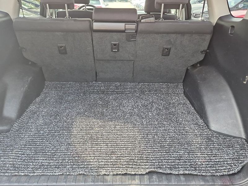 Toyota Land Cruiser LC 150 2,8 D-4D 4x4 6AT Comfor - fotka 29 z 29
