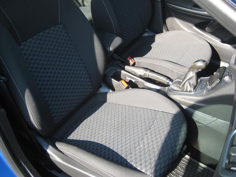 Opel Astra 1.6 CDTi Enjoy ALU-DPH-ČR !!! - fotka 19 z 28