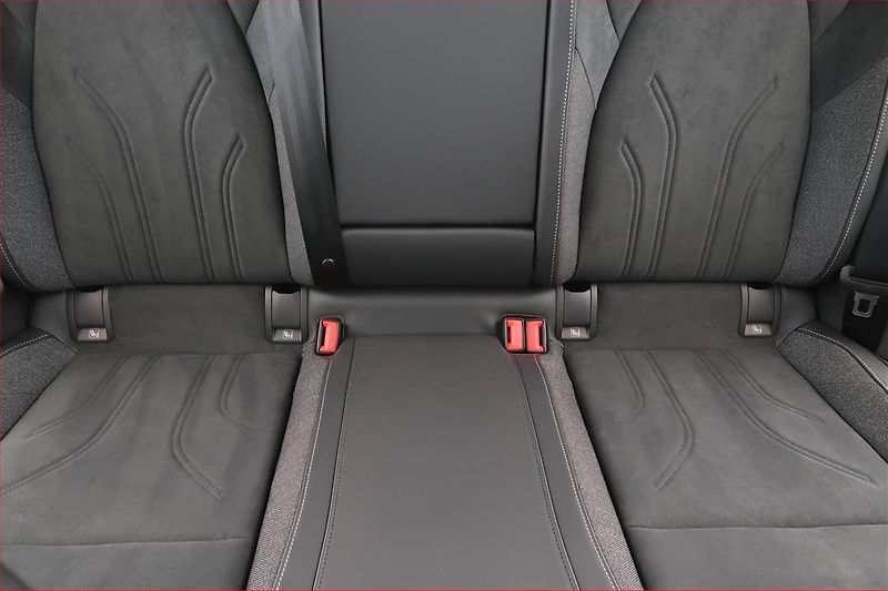 Volkswagen Golf (2025) 1.5 TSI, 1.Majitel, DPH - fotka 10 z 20