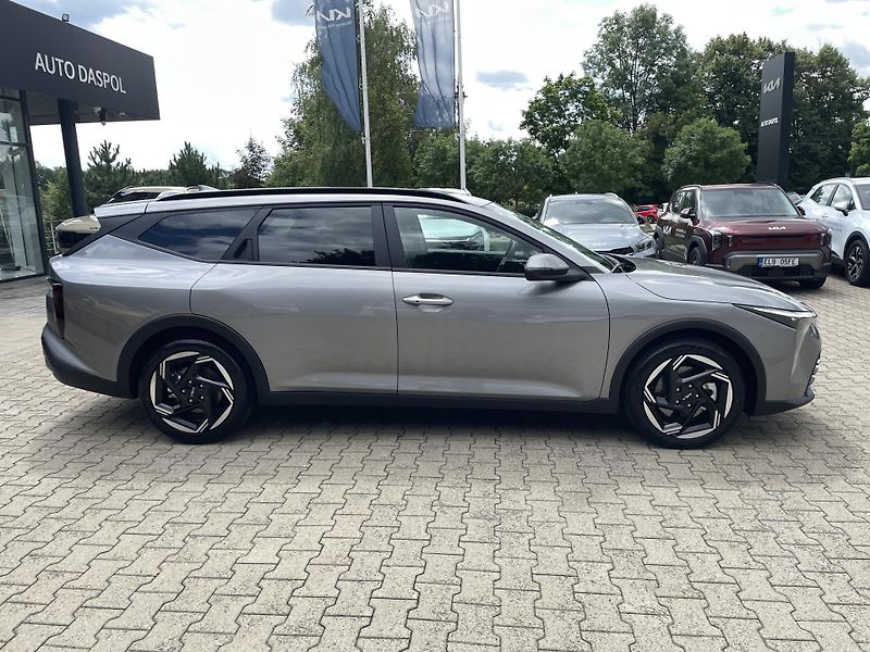 Kia K4 Sportswagon (2026) 1.0T-GDi  MHEV 7DCT EXCLUSIVE - fotka 2 z 26