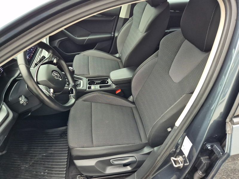 Škoda Octavia (2021) 2.0 TDI Odpočet DPH TOP VYBAVA - fotka 16 z 28