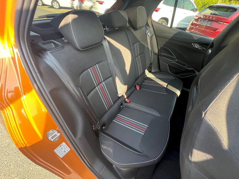 Škoda Fabia (2025) Monte Carlo 1.0TSi 85kW 7°auto - fotka 17 z 31