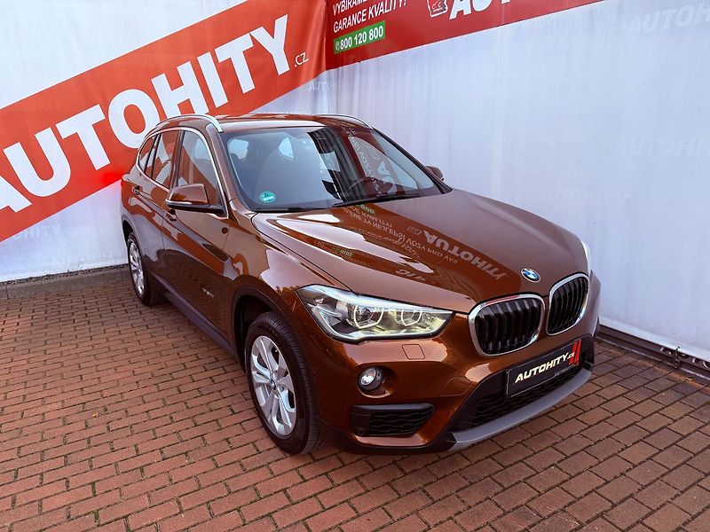 BMW X1 18i sDrive Aut., ČR - fotka 5 z 27