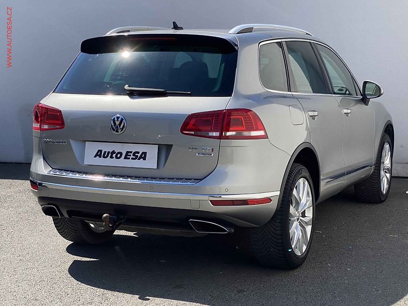 Volkswagen Touareg (2015) 3.0 TDi V6 4x4, Highline - fotka 4 z 20