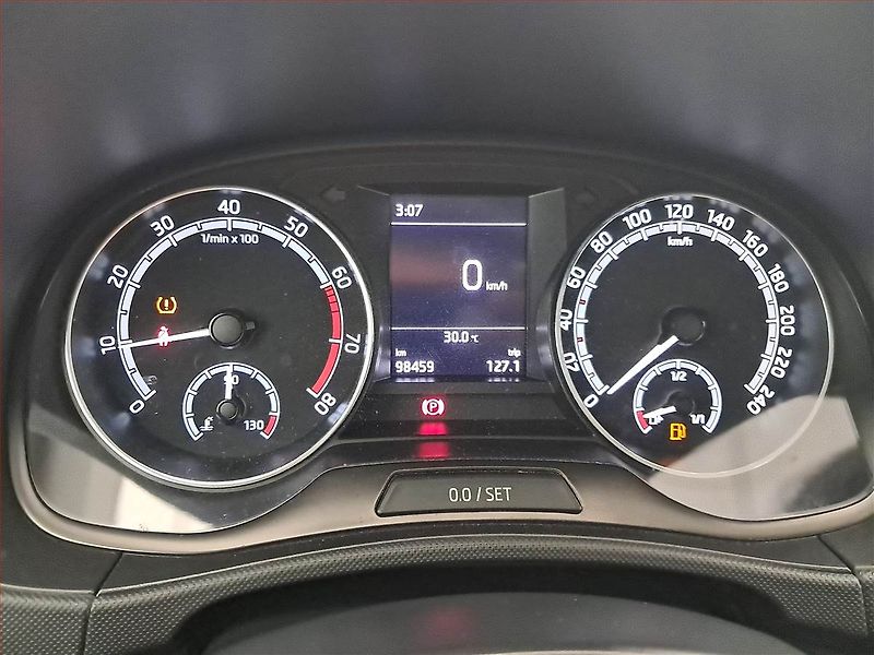 Škoda Fabia (2021) 1.0 TSI, ČR,1.maj, Tempomat - fotka 11 z 17