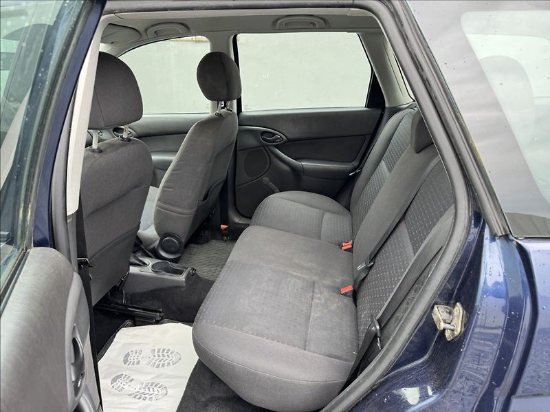 Ford Focus 1,6 i 16V 74kW 1.maj. původ ČR - fotka 19 z 45