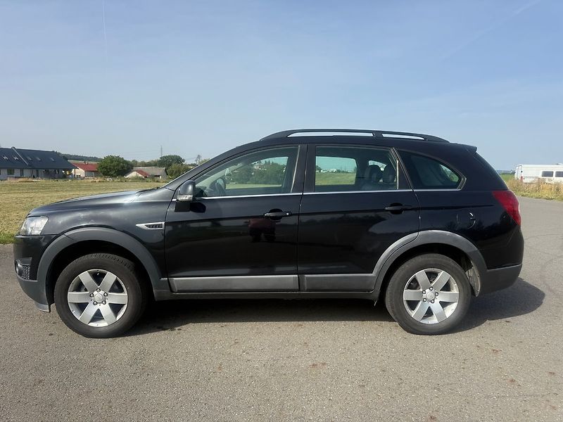Chevrolet Captiva 2,4  BENZIN *LPG* 7 MÍST - fotka 2 z 16