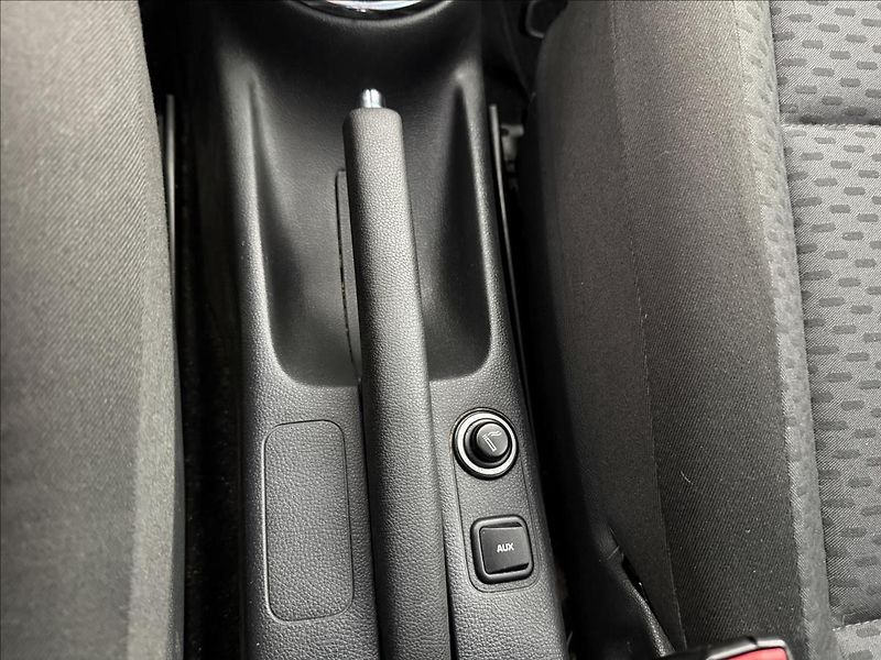 Škoda Fabia 1,2   TSI 77kW,1.MAJ,SERVISKA - fotka 18 z 22