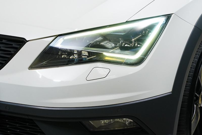 Seat Leon - fotka 9 z 26