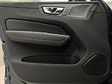 Volvo XC60 B5 AWD PLUS DARK AUT 1.maj. - náhled 42
