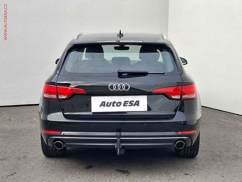 Audi A4 (2016) 2.0 TFSi, AT, bixen, navi, - fotka 5 z 21