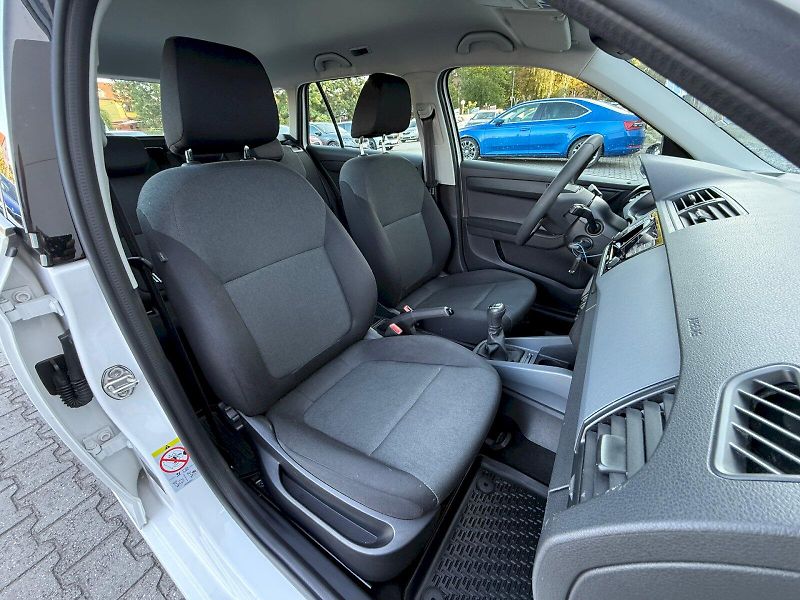 Škoda Fabia (2022) Combi 1.0 TSI 70 kW - fotka 18 z 20